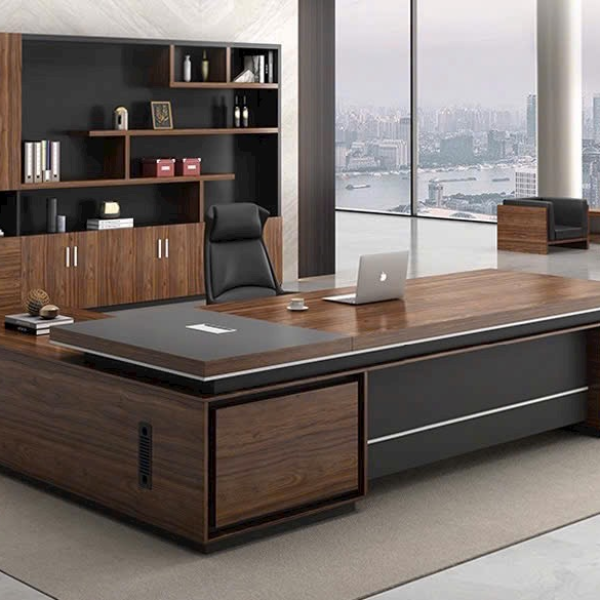 Bàn Giám Đốc TP23